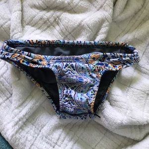 jolyn andy bottoms in paisley print